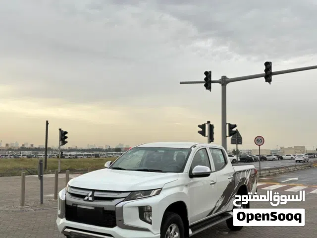 ميتسوبيشي ال 200 ديزيل فل اتوماتيك فل ابشن حالة وكاله موديل 2022