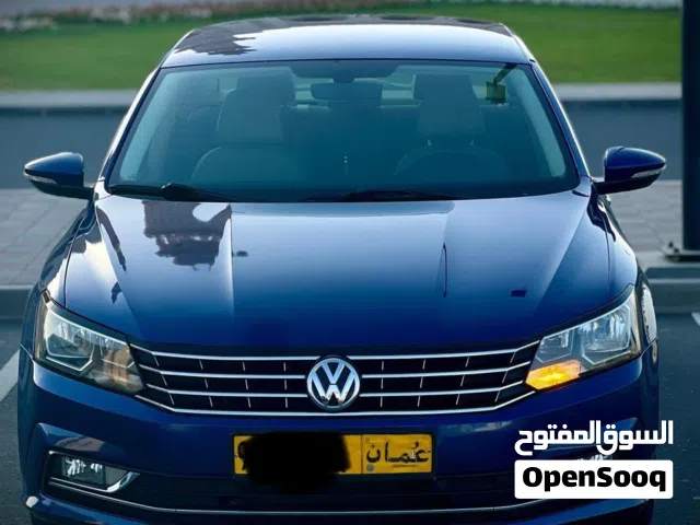 2017 فولكسفاغن باسات Standard
