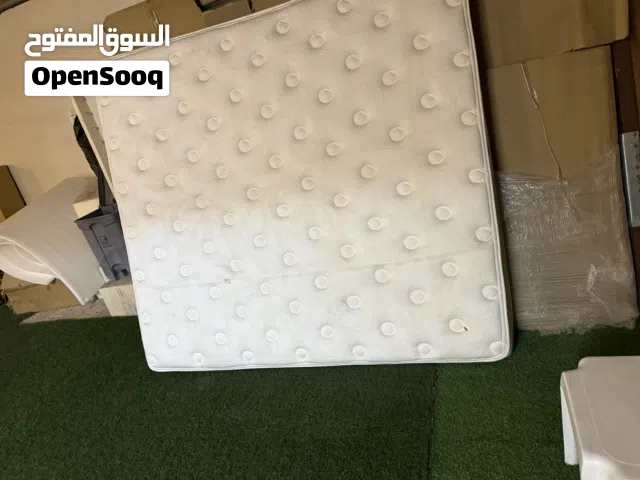 ماترس شبه جديد قياس 180*200