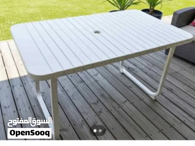 تربيزه بتتقفل تقيله