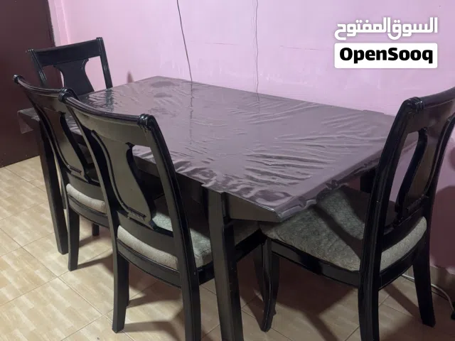 Dining table for sale