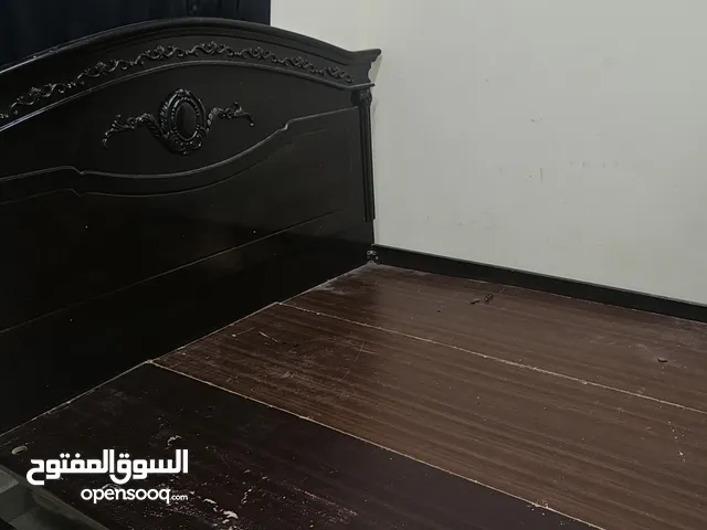 king size bed, family used