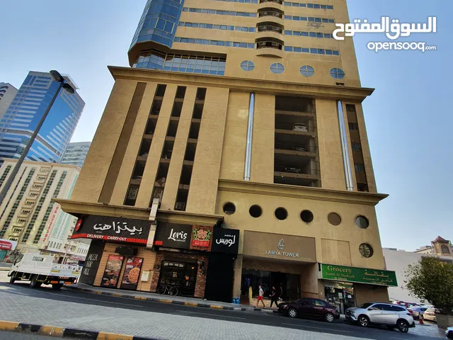 155 m2 5 Bedrooms Apartments for Sale in Sharjah Al Majaz