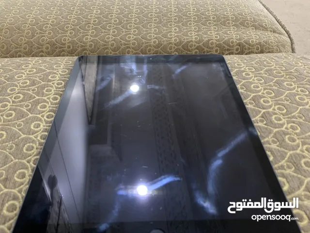 Apple iPad 10 128 GB in Al Ahmadi