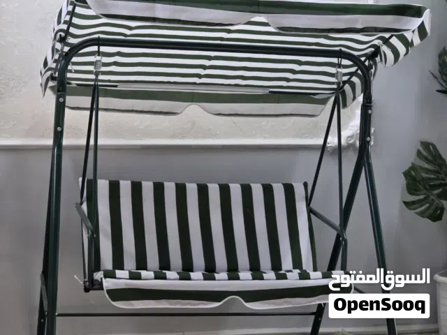 "تريد جلسة حلوة بالحديقة وبسعر يفرّح؟  مرجوحة 2 نفر