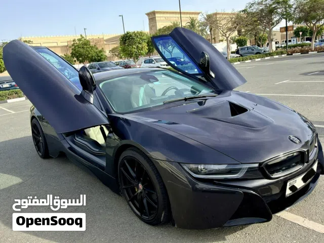 2016 بي ام دبليو الفئة 8 i8