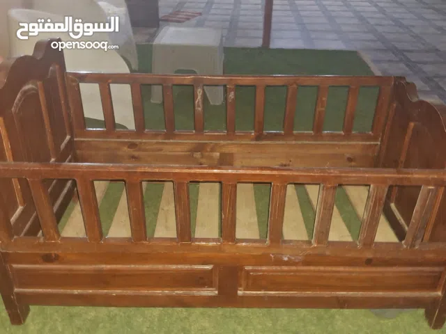 سرير اطفال