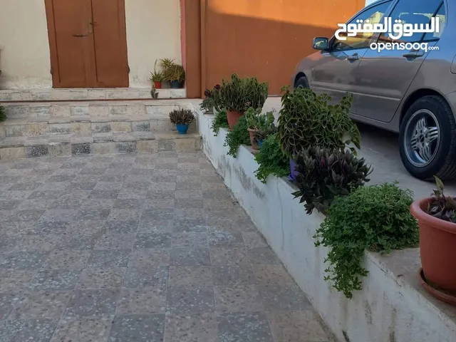 185 m2 5 Bedrooms Townhouse for Sale in Irbid Der Abi Saeed