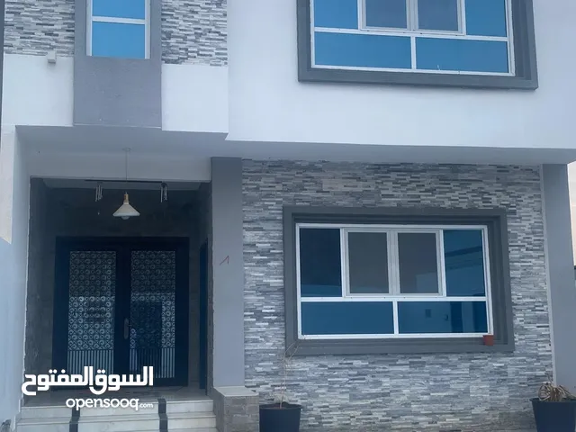 600 m2 5 Bedrooms Villa for Sale in Al Sharqiya Ibra