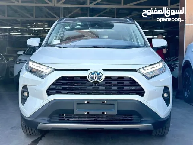 تيوتا رف فور للبيع موديل 24 لون ابيض