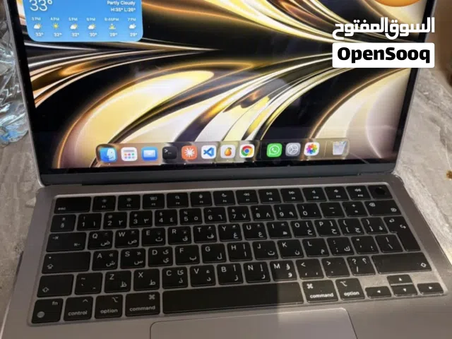 macbook air 2024