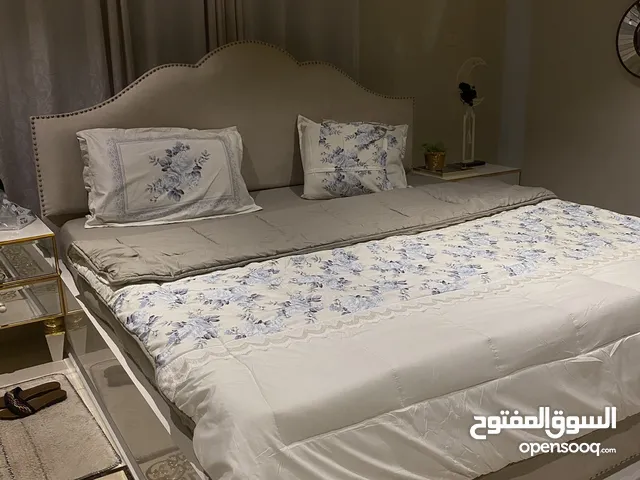 أثاث غرفة نوم - سرير نفرين مع كومدينه 2
