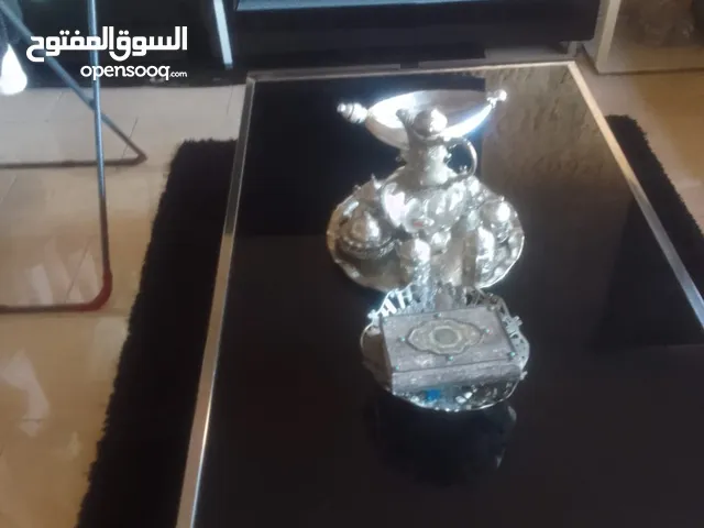 طاوله وسط مع طاولة تلفزيون للبيع