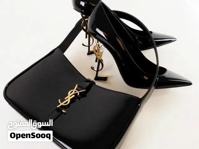 Other With Heels in Muscat