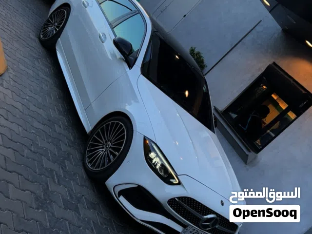 2024 مرسيدس بنز الفئة-C C 300