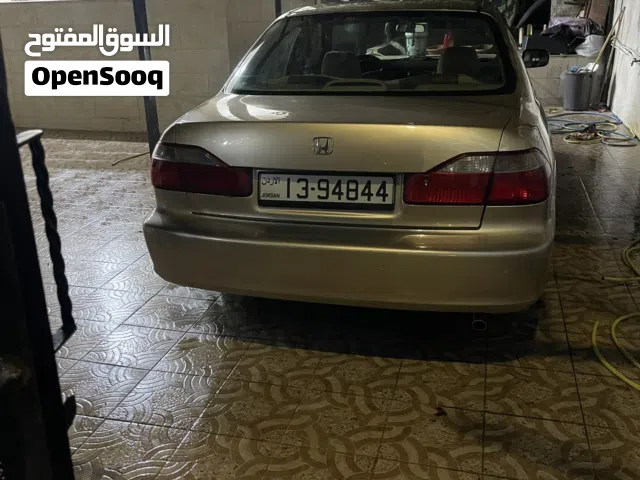 2001 هوندا اكورد Limited