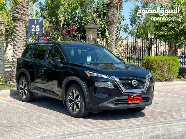 **Nissan X trail*  *   __Model: 2022 Mid option  • _passing insurance December