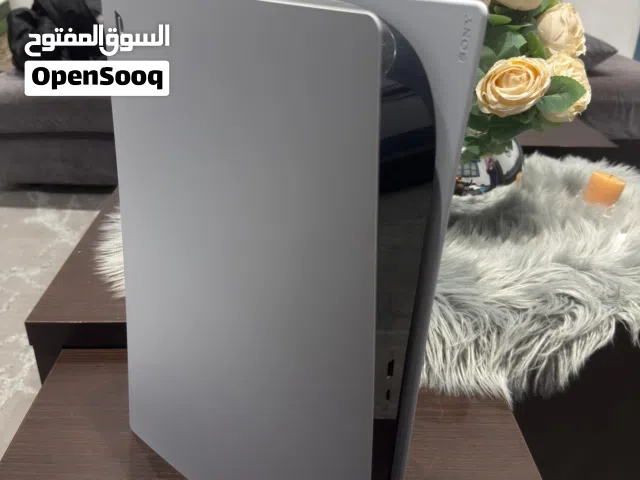 بلاستيشن 5 825gb