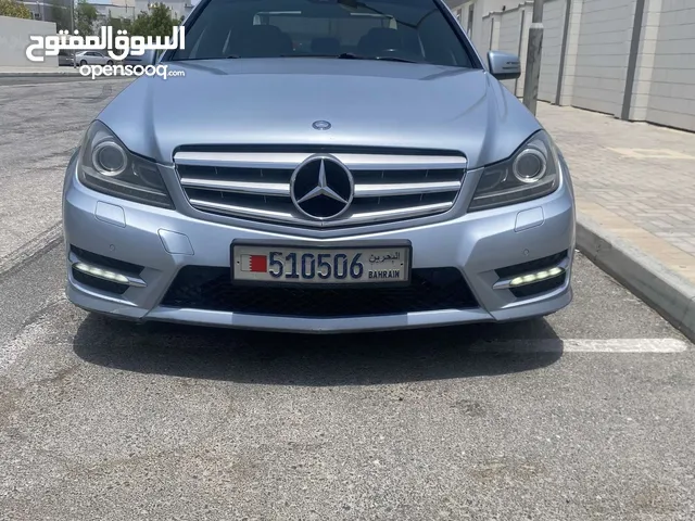 Used Mercedes Benz C-Class in Northern Governorate