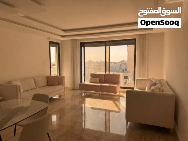 شقة فاخرة للإيجار السنوي – طريق المطار / خلف المدارس العالمية