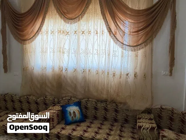 برادي بحاله. وكاله. بسعر. مغري. جداااا. العداد اتنتان. سعر 20 دينار. برداايتن نفس حجم