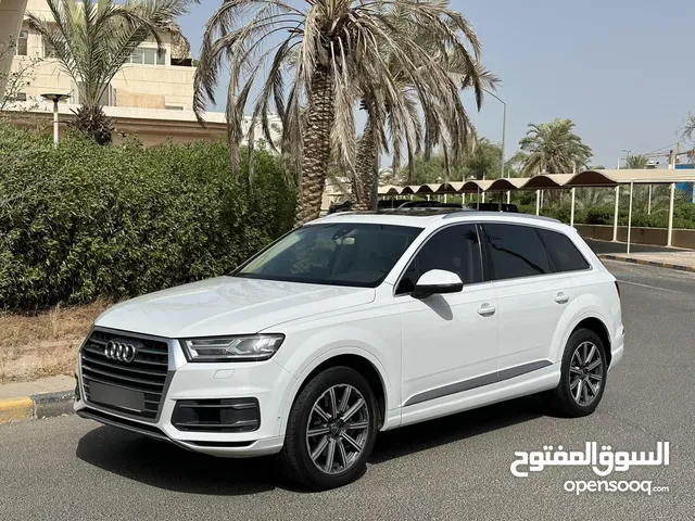 Audi Q7 45T model 2016 Excellent condition full option