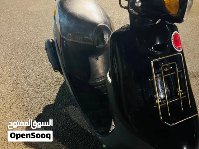 2002 ياماها XMAX