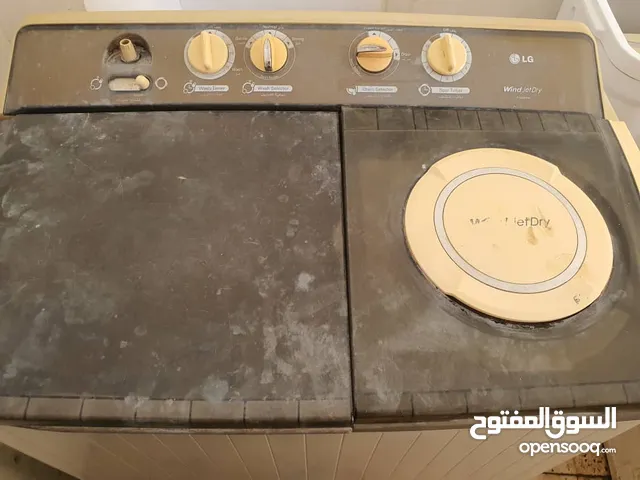 غسالة LG ممتازة قوي 11كيلو حاجة روعة وحجم كبير والحوض وسيع ومعروف الغسالات إل جي بكفاءتها مضمون من أ