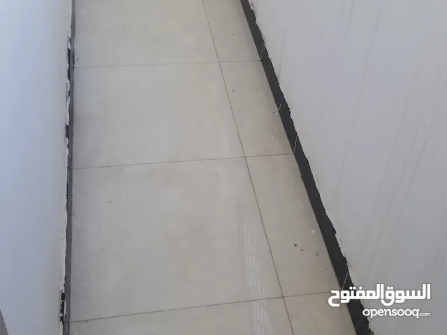 250 m2 3 Bedrooms Apartments for Rent in Al Mukalla Other