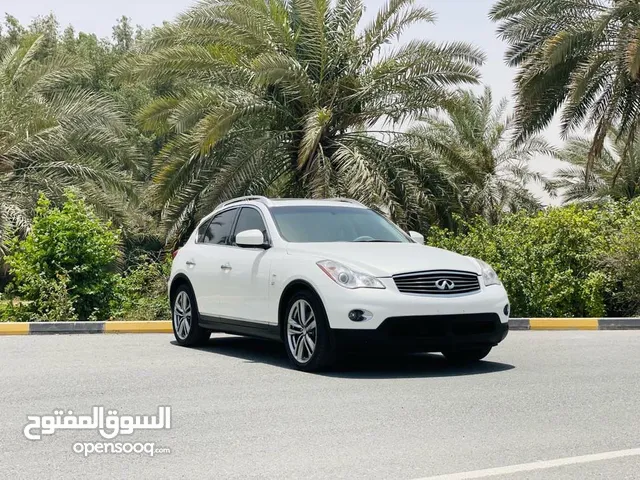 INFINITE QX50. Full option 2015 top clean   Available in bank for 3 years