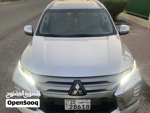 2022 ميتسوبيشي مونتيرو سبورت GLS