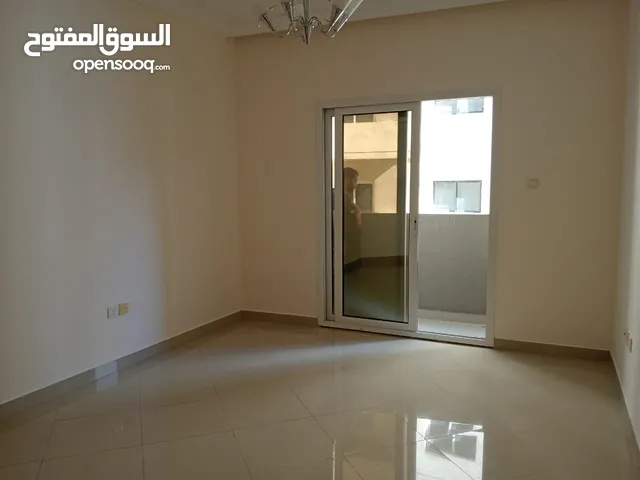 1200ft 1 Bedroom Apartments for Rent in Sharjah Al Taawun