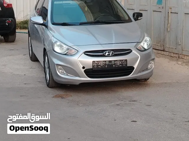 2017 هيونداي اكسنت Limited