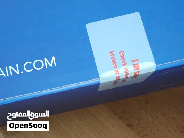 مجموعة مقويات و راوترات و محول كهربائي