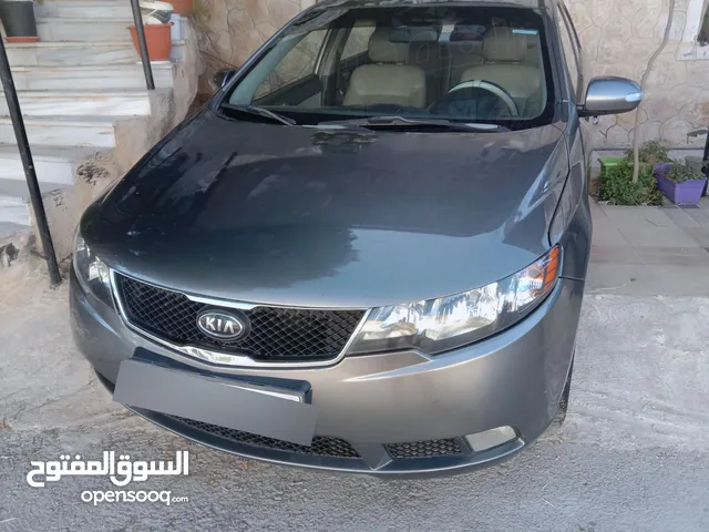 سياره كيا فورتي موديل 2009 سياره ما شاء الله نظيفه