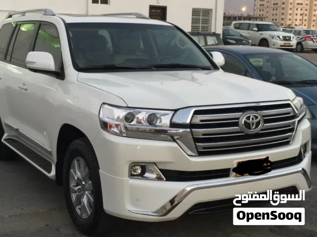 Toyota Land Cruiser 2016 V8