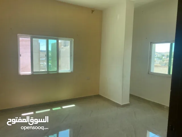 130 m2 3 Bedrooms Apartments for Rent in Al Karak Al-Marj
