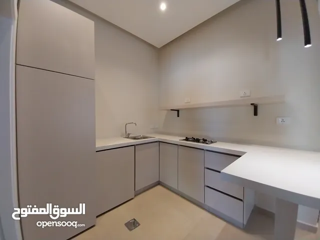 شقة للايجار في ام اذينة  ( Property 36376 )-175137415