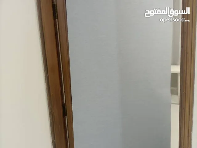 ستائر غير شفافة للنوافذ واجهات المحلات والصيدليات غير نافذة للضوء