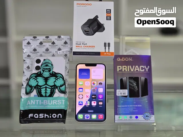 Apple iPhone 13 128 GB in Muscat