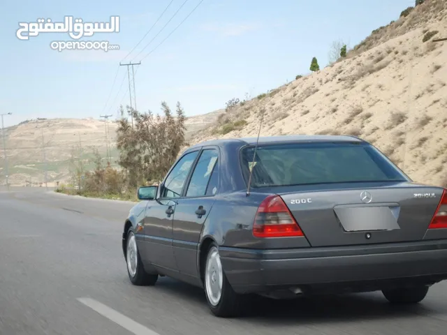 مرسيدس c200