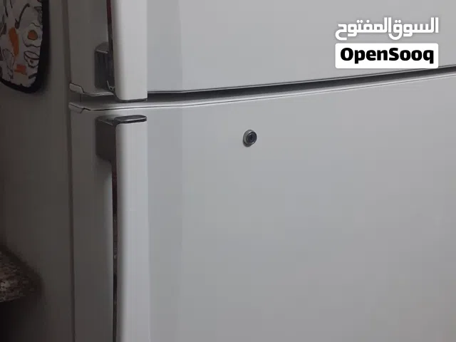 ثلاجه للبيع