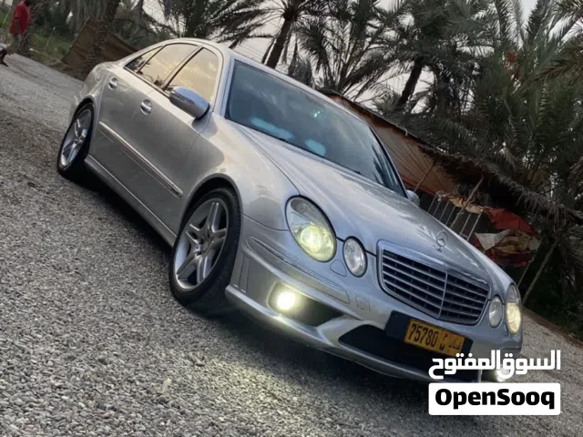 2005 مرسيدس بنز الفئة-E E 350