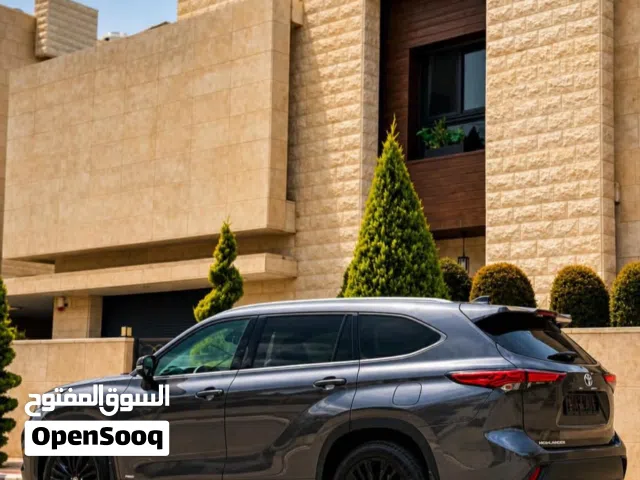 2023 Toyota Highlander XSE