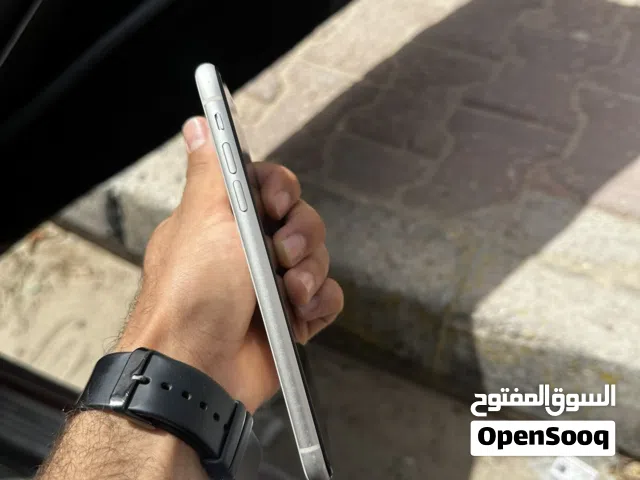 ايفون 11 عادي