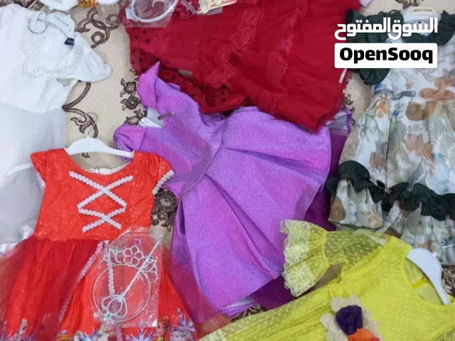 ملابس أطفال اعمار مختلفه