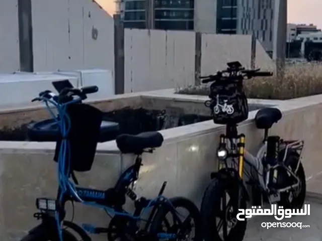 بسكليت كهرباء الازرق مش الذهبي
