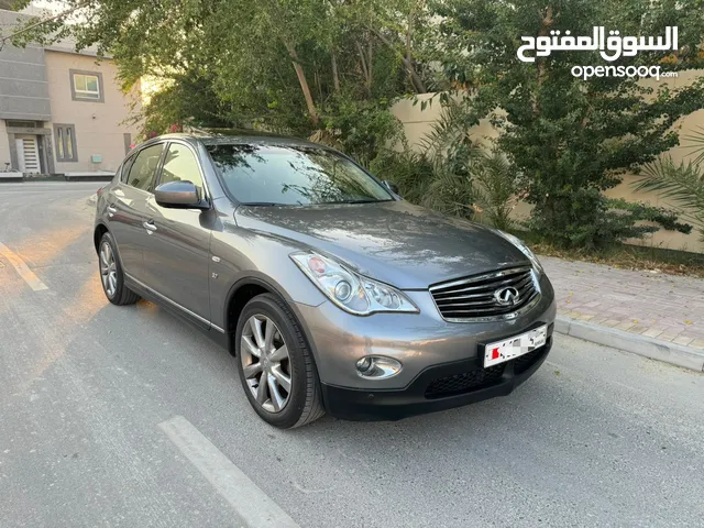 For Sale INFINITY QX5O  Fully Packed Full Agent Maintained  No Accident
