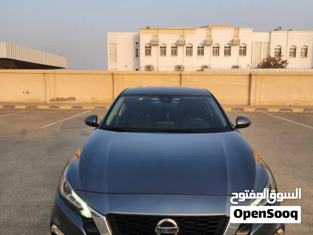 نيسان التيما فئه SV 2022 حادث بسيييط لايذكر