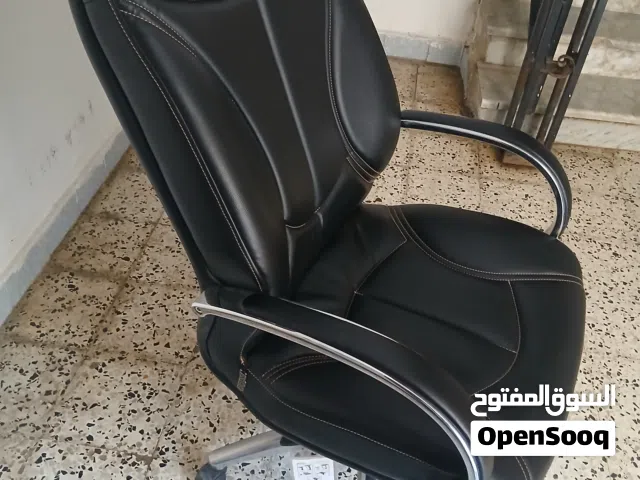 كرسي للبيع جديد مش مستعمل